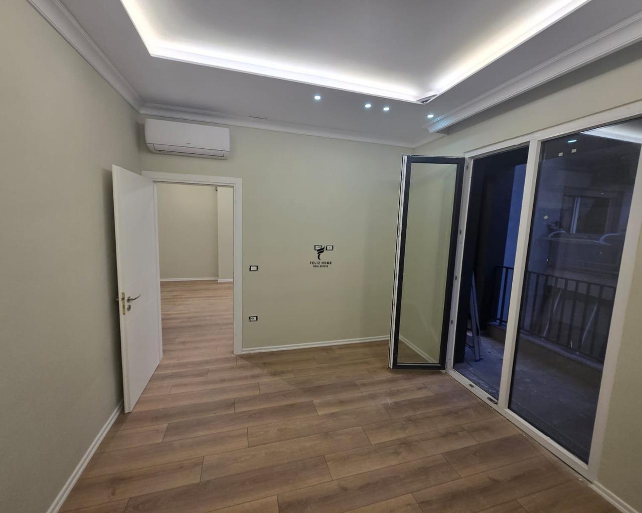 Zyra in affitto di 67m2 nel quartiere Parisi, prezzo 60.000 lekë FH-83706
