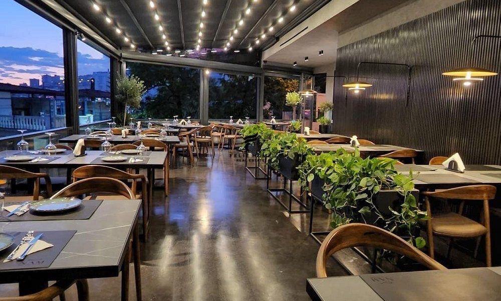 SHITET AMBIENT BIZNESI 170 M2 SARANDE 750.000 EURO