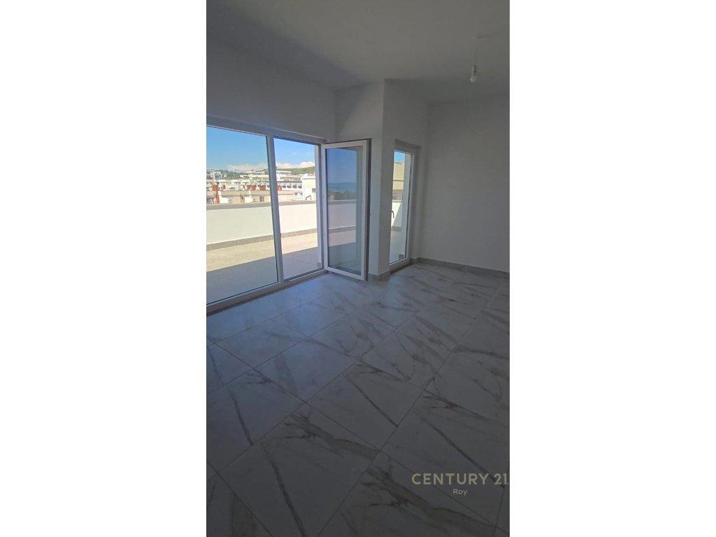 0685062709 Apartament2+1 VERANDE ME PAMJE DETI NE GOLEM