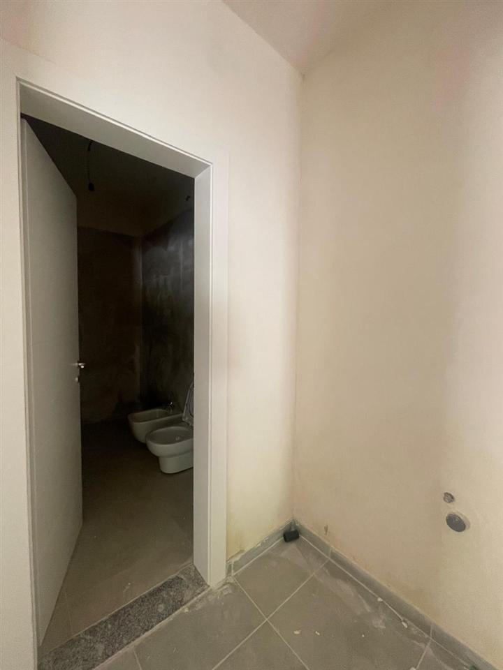 FOR SALE APARTMENT 1+1 – Hospital, Durrës