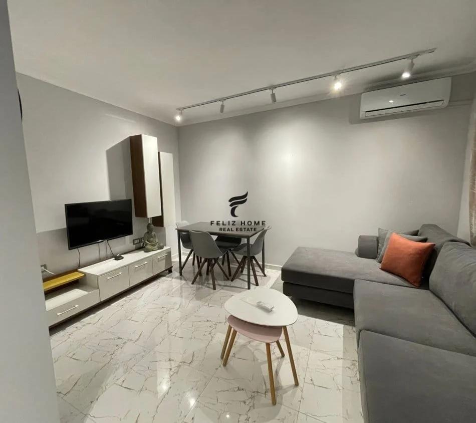 Tirane, vendesi appartamento 1+1+Balcone Piano 2, 60 m² 200.000 € (BLLOKU)
