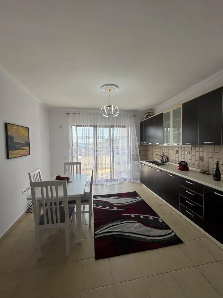 Tirane, vendesi appartamento 2+1 Piano 4, 96 m² 129.000 € (FRESK)