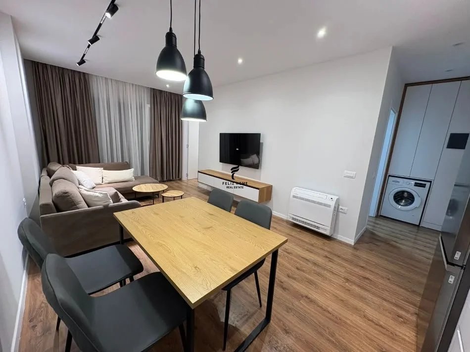 Tirane, affitto appartamento 1+1 Piano 3, 65 m² 570 € (VIA DRITAN HOXHA)