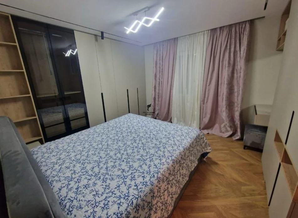Tirane, affitto appartamento 1+1 Piano 1, 72 m² 700 € (CODICE DIELLIT)