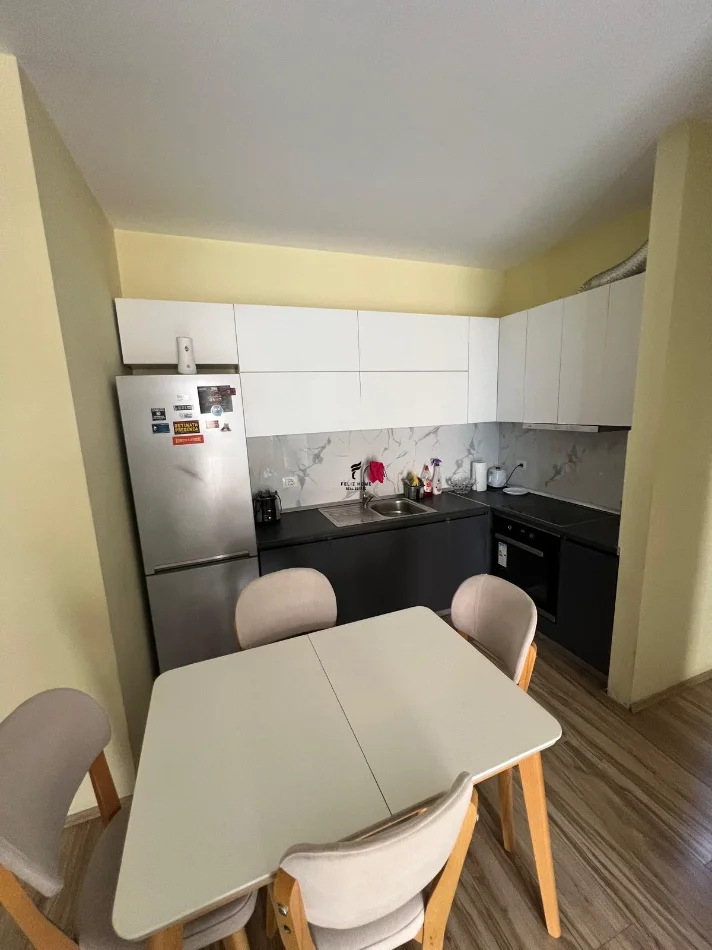 Tirane, affitto appartamento 2+1 Piano 6, 96 m² 750 € (DON BOSKO)