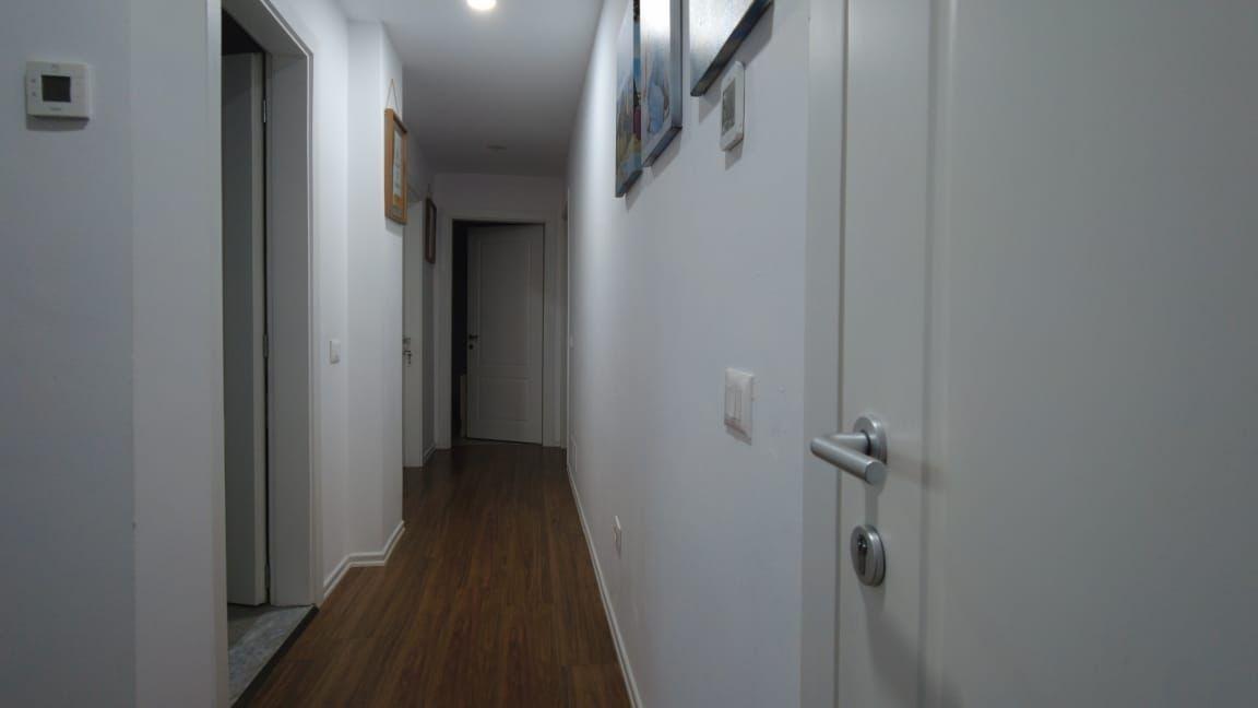 Vendesi ville a 3 piani in zona universitaria - 800.000 euro