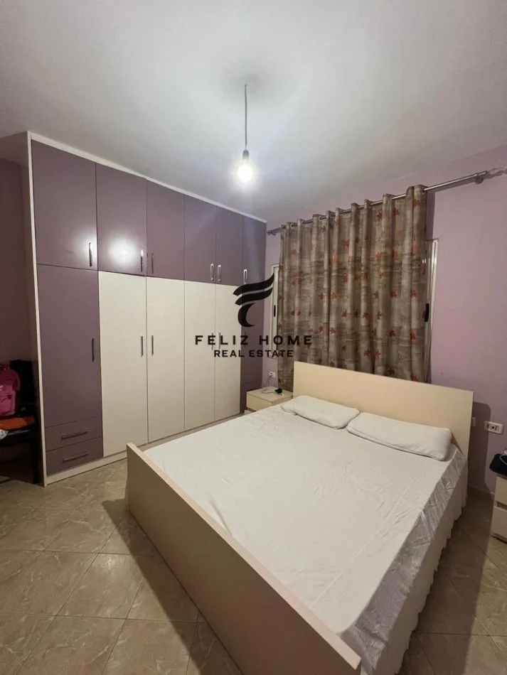 Tirane, affitto appartamento 2+1 Piano 6, 87 m² 450 € (YERISHT)