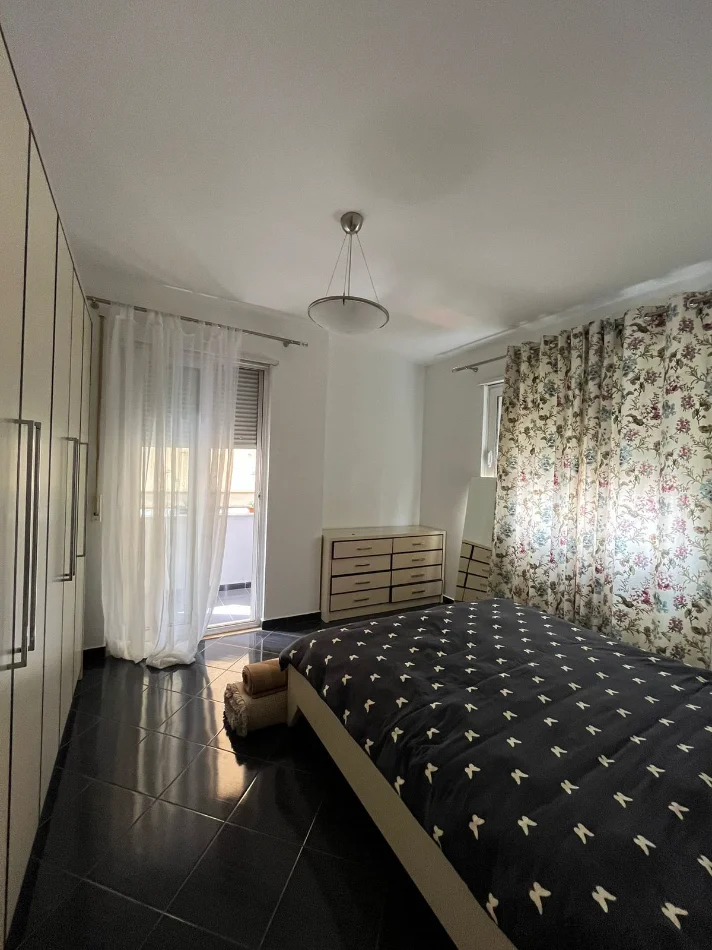 Tirane, apartment for rent 2+1+Balcony, 2nd Floor, 100 m², €450 (Fresk/Rr. Muhamet Deliu)