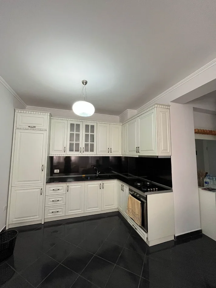 Tirane, apartment for rent 2+1+Balcony, 2nd Floor, 100 m², €450 (Fresk/Rr. Muhamet Deliu)