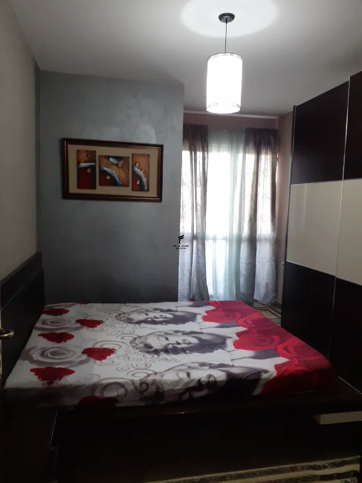 Tirane, affitto appartamento 2+1 Piano 5, 75 m² 600 € (IRFAN TOMINI)