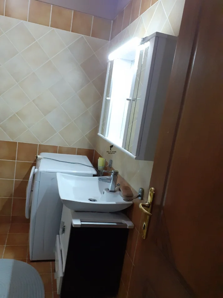 Tirane, affitto appartamento 2+1 Piano 5, 75 m² 600 € (IRFAN TOMINI)