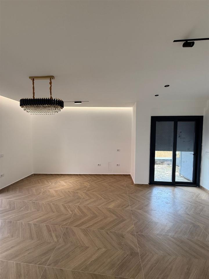 Zyra con Quota di 65 m² presso Astir a 750 euro