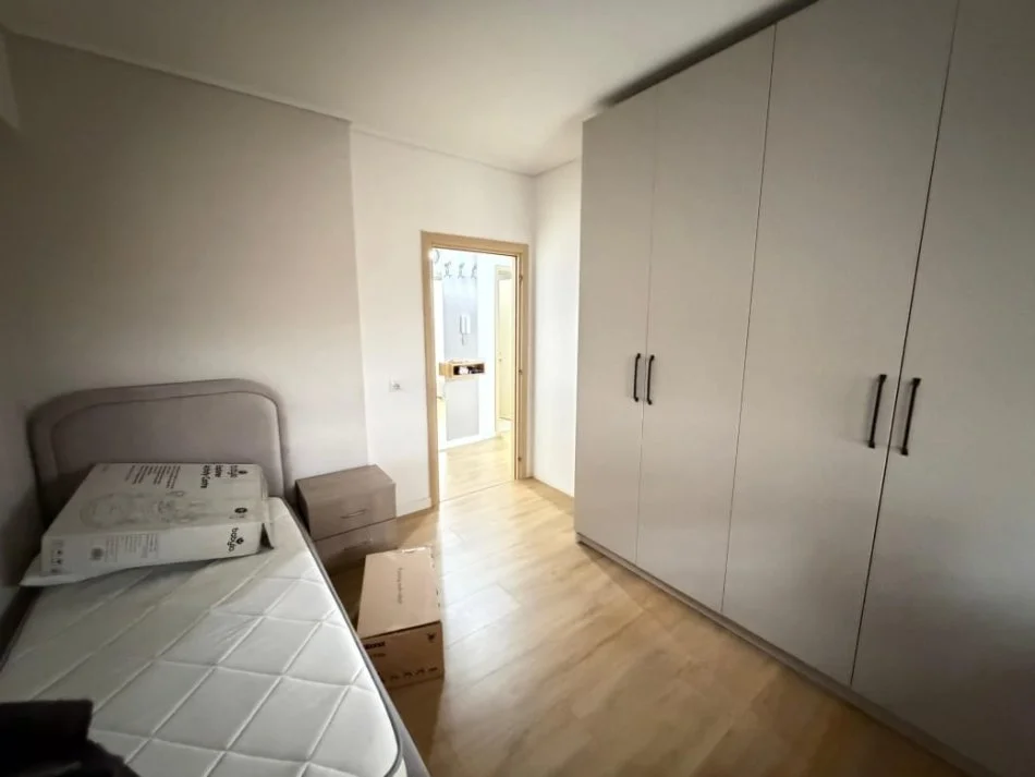 Tirane, affitto appartamento 2+1 Piano 2, 80 m² 700 € (ZOOLOGJIK QUARTIER)