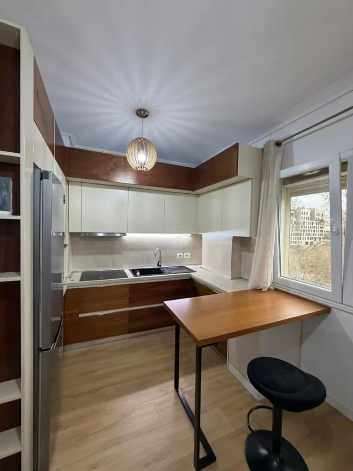 Tirane, affitto appartamento 2+1 Piano 2, 80 m² 700 € (ZOOLOGJIK QUARTIER)