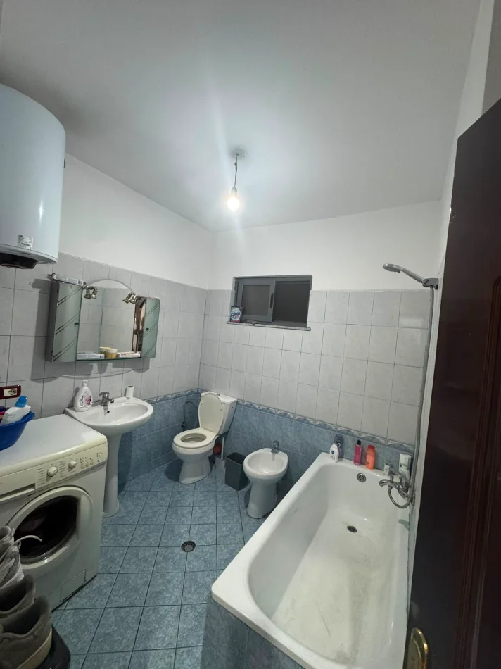 Tirane, Apartment for Rent 1+1+Balcony, 6th Floor, 60 m², €450 (In the Dibrës Street area / behind the Girls' Medicine Convents)
