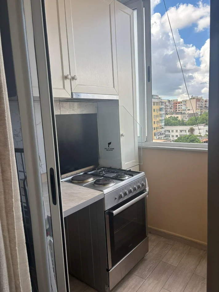 Tirane, affitto appartamento 1+1 Piano 7, 56 m² 600 € (MYSLYM SHYRI)