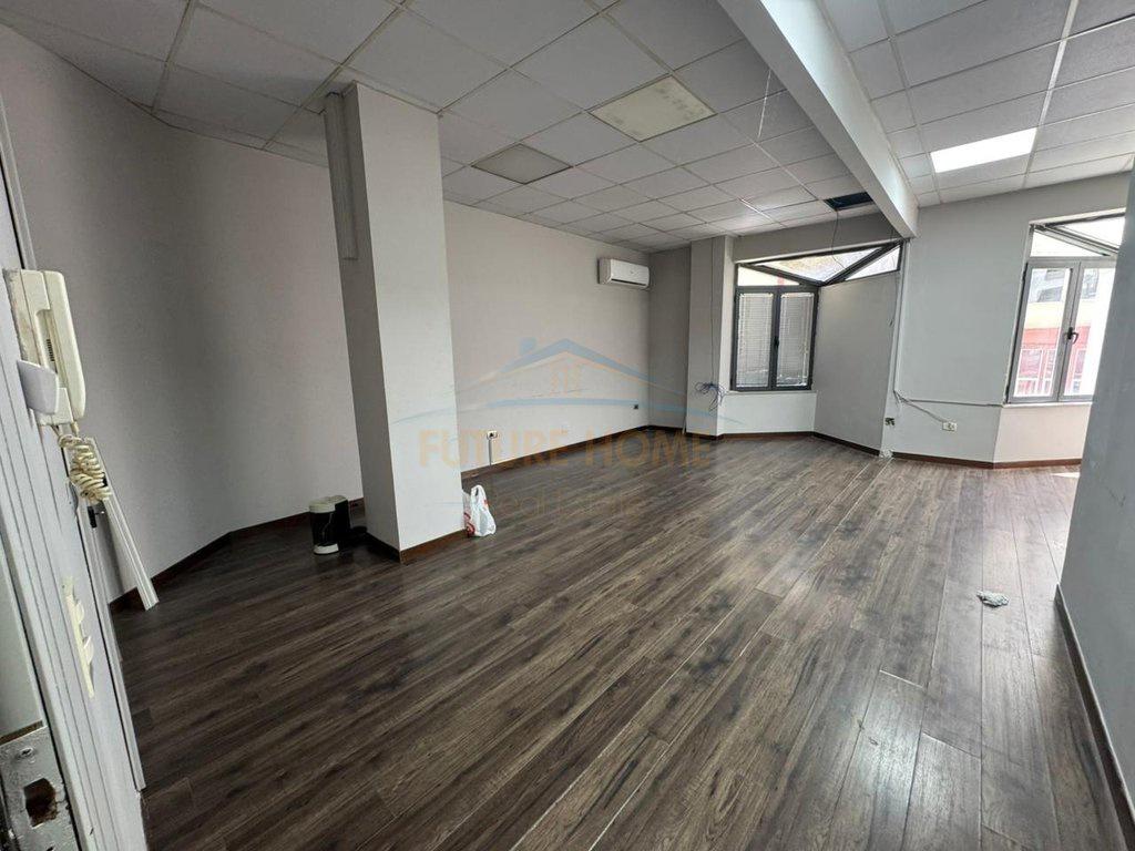 For Rent, Commercial Space, Zogu I Boulevard, Tirana