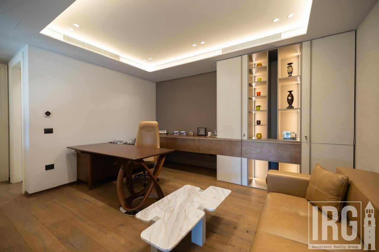 OFFICE FOR SALE IN THE CENTER OF THE BLOCK, Ibrahim Rugova Street, Tirana