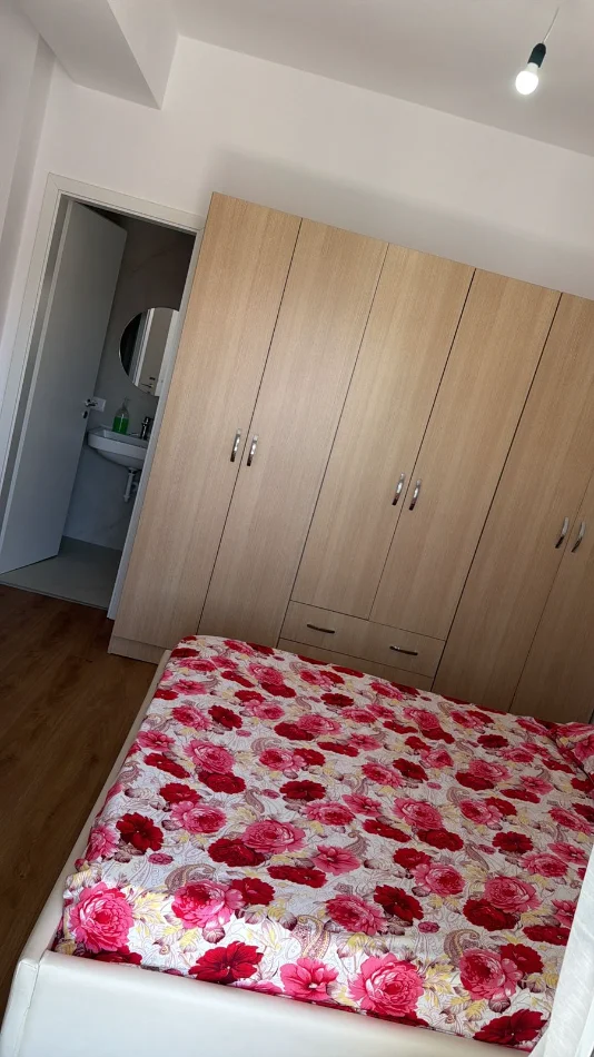 Tirane, for rent 2+1 apartment with balcony, 7th floor, 98 m², €450 (Ali Demi/Rezidenca Kadiu)