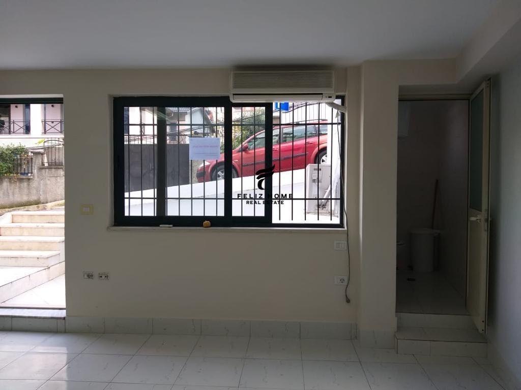 Commercial Space for Rent, Dielit Area, 400 Euro