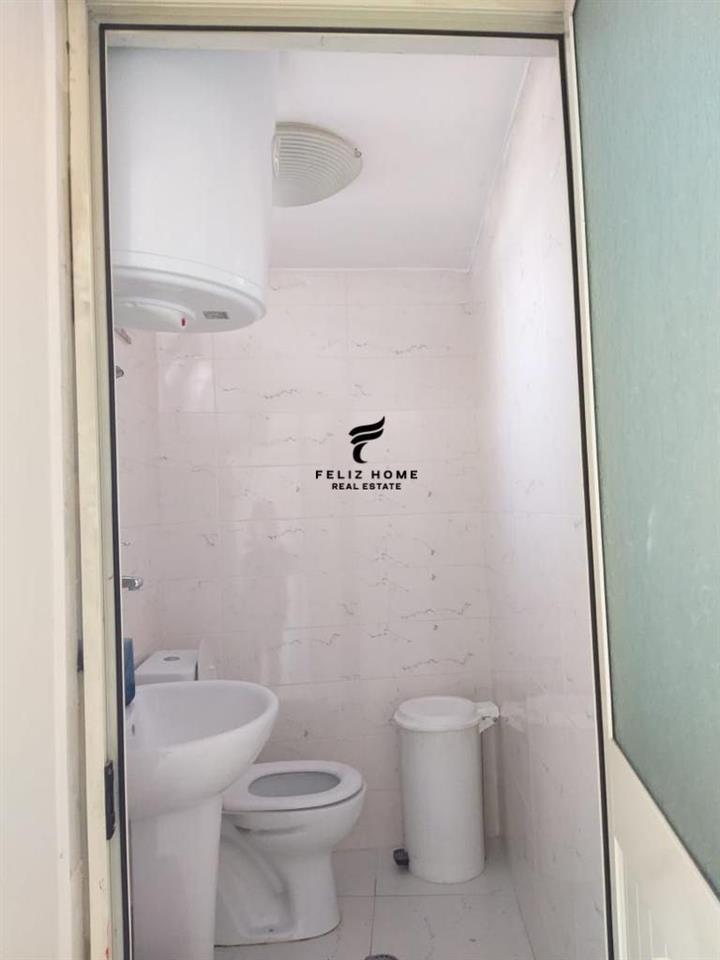 Commercial Space for Rent, Dielit Area, 400 Euro