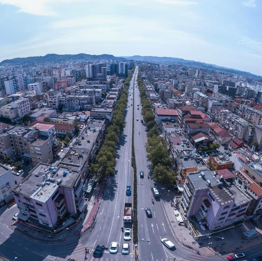 Ambjnt biznesi në shitje, 21-Dhjetori