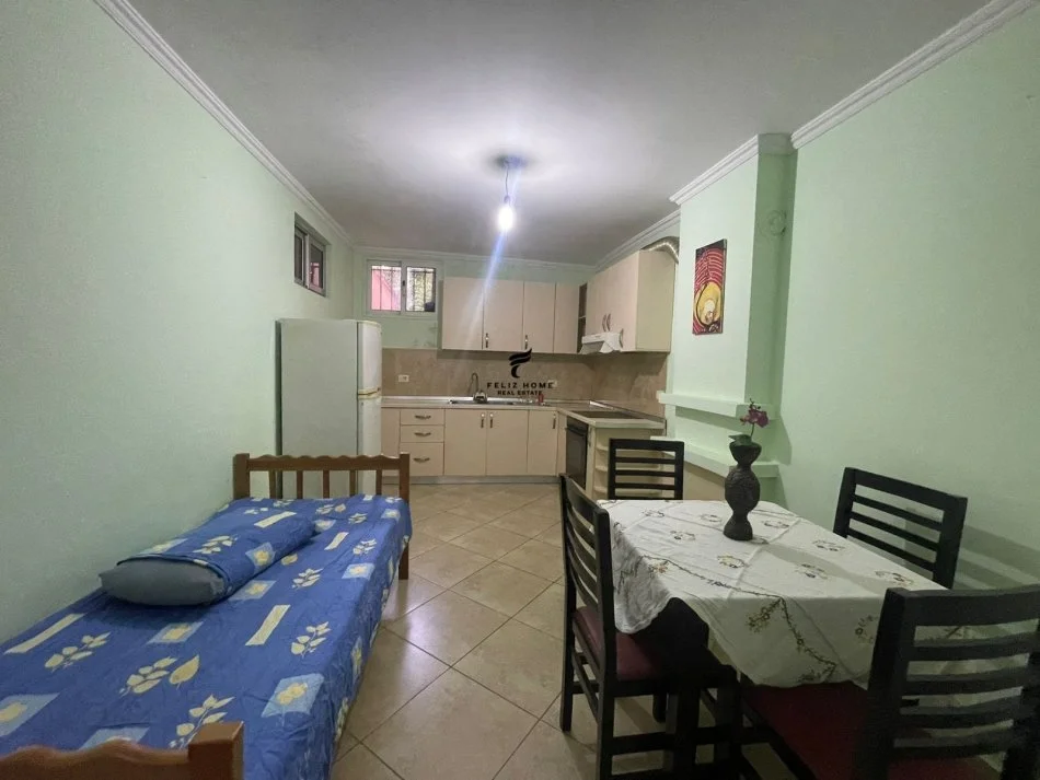 Tirane, affitto appartamento 1+1, Piano 1, 120 m², 600 € (BRRYLI)