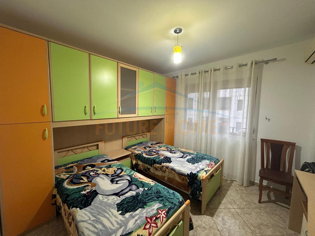 0697048065 Qera, Apartament 2+1, Spitali, Durrës