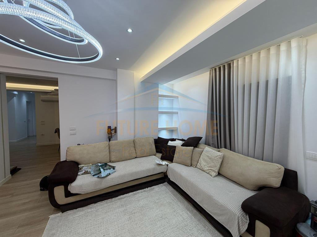 0697048065 Qera, Apartament 2+1+2, "Kodra e Diellit 2"