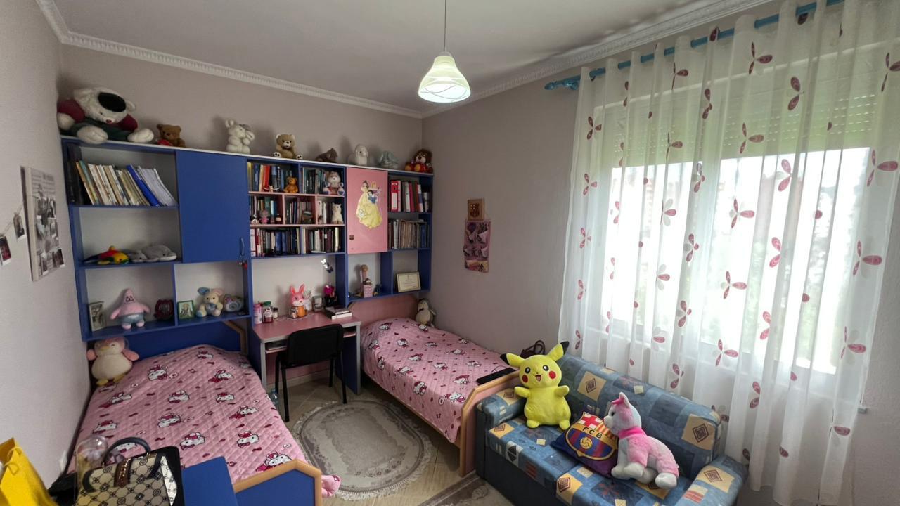 Apartament 3+1+2 per shitje, Rruga e Kavajes