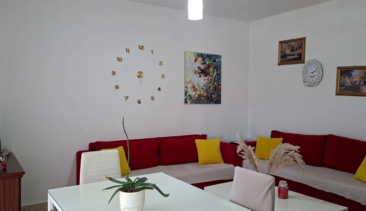 APARTAMENT ME QERA 2+1 5 MAJI 55.000 LEKE FH-84225