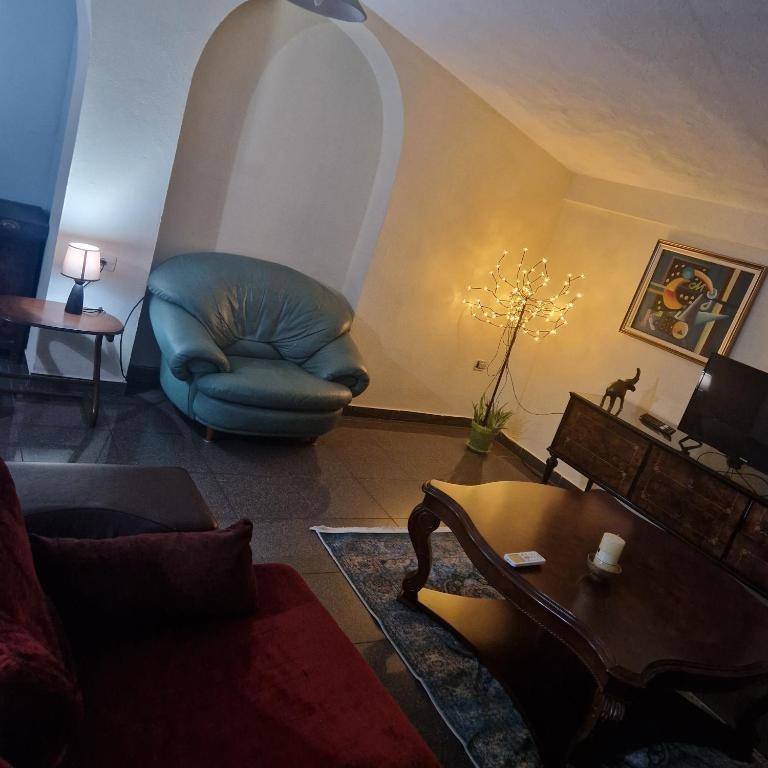 Appartamento con affitto 2+1 5 Maji 50.000 LEKE
