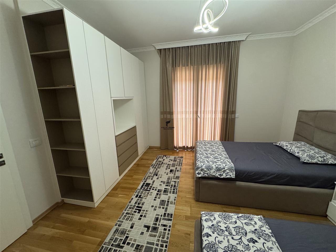 VILLA WITH 400 M2 LAND PLOT FOR 2,000 EURO