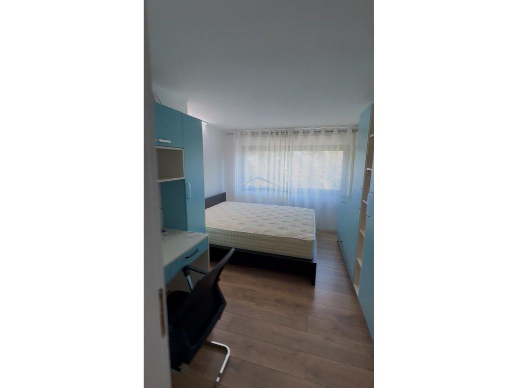 0692268458 Qira, Vilë 3-katëshe,Teg