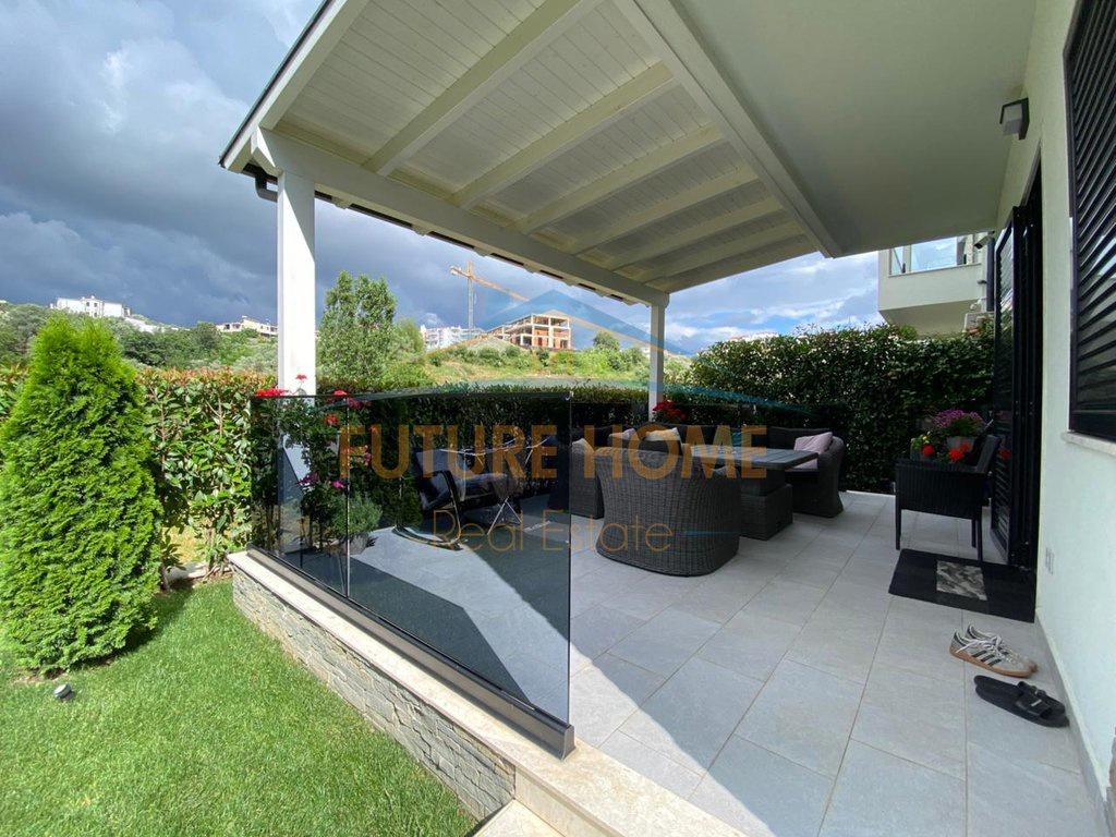 0692268458 Shitet, Triplex 4+1+3+4 Poste Parkimi, Grey Stone
