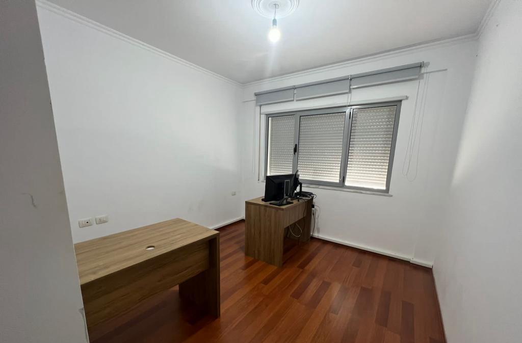 ZYRE ME QERA 100 M2 5 MAJI 600 EURO