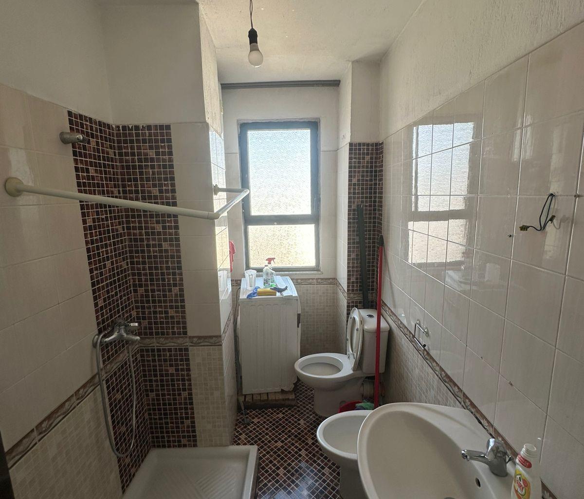 0684151197 Appartamento 2+1 vicino allo Stadio, Durazzo