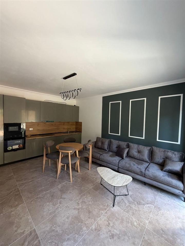 0682064333 🌴 Shitet 1+1 Me Verandë– Shkëmbi I Kavajës!