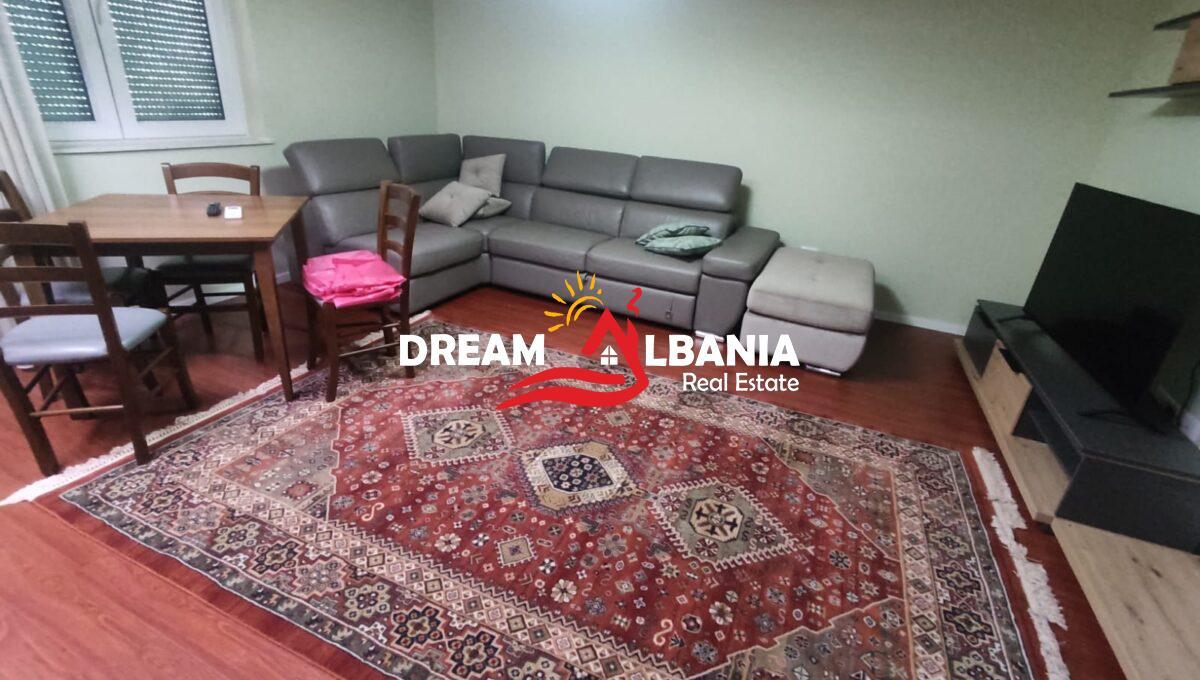 Jepet apartament 1+1 ne Rrugen 5 Maji(ID 42111651)
