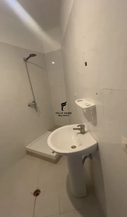 Tirane, monolocale in vendita al 9° piano, 49 m², 79.000 € (ASTIR)