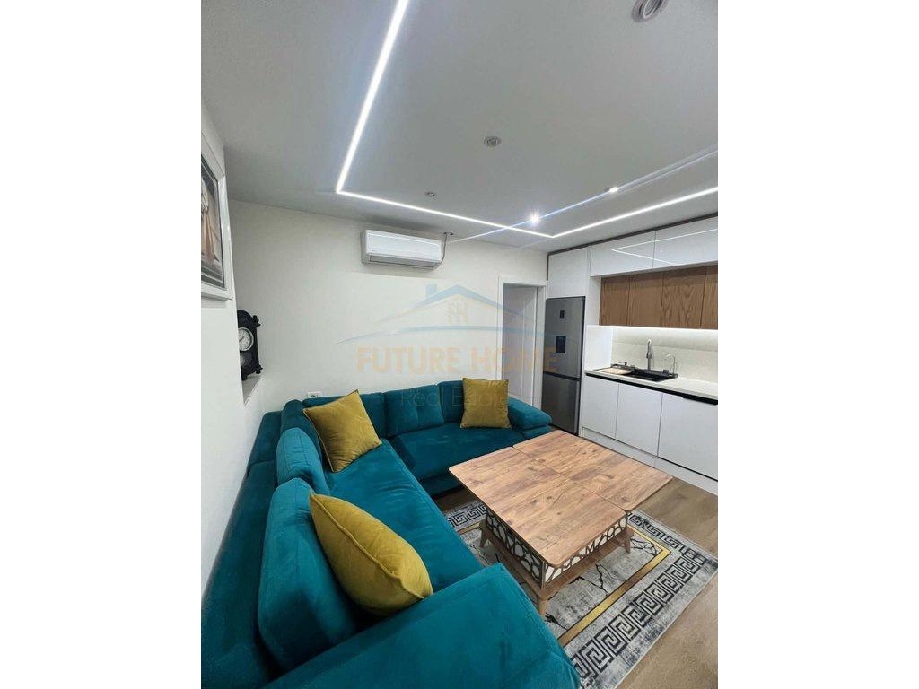 0694603851,Qera, Apartament 2+1 + Verandë, Ish Fusha e Aviac