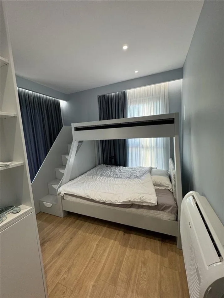 Tirane, appartamento in vendita 2+1+Balcone Piano 15, 125 m² 350.000 € (21 Dicembre)