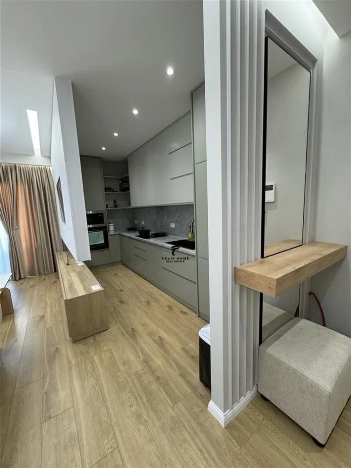 Tirane, appartamento in vendita 2+1+Balcone Piano 15, 125 m² 350.000 € (21 Dicembre)