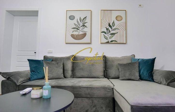 APARTAMENT ME QERA 1+1 21 DHJETORI 60.000 LEKE