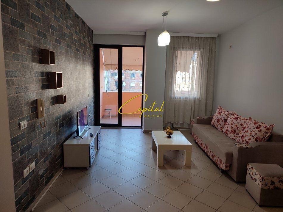 APARTAMENT ME QERA 1+1 RRUGA E ELBASANIT 45.000 LEKE