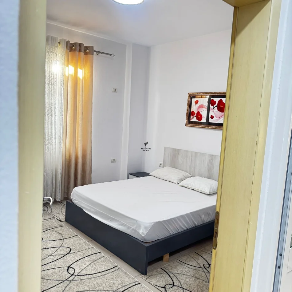 Tirane, affitto appartamento 1+1 Piano 0, 75 m² 500 € (5 MESI)
