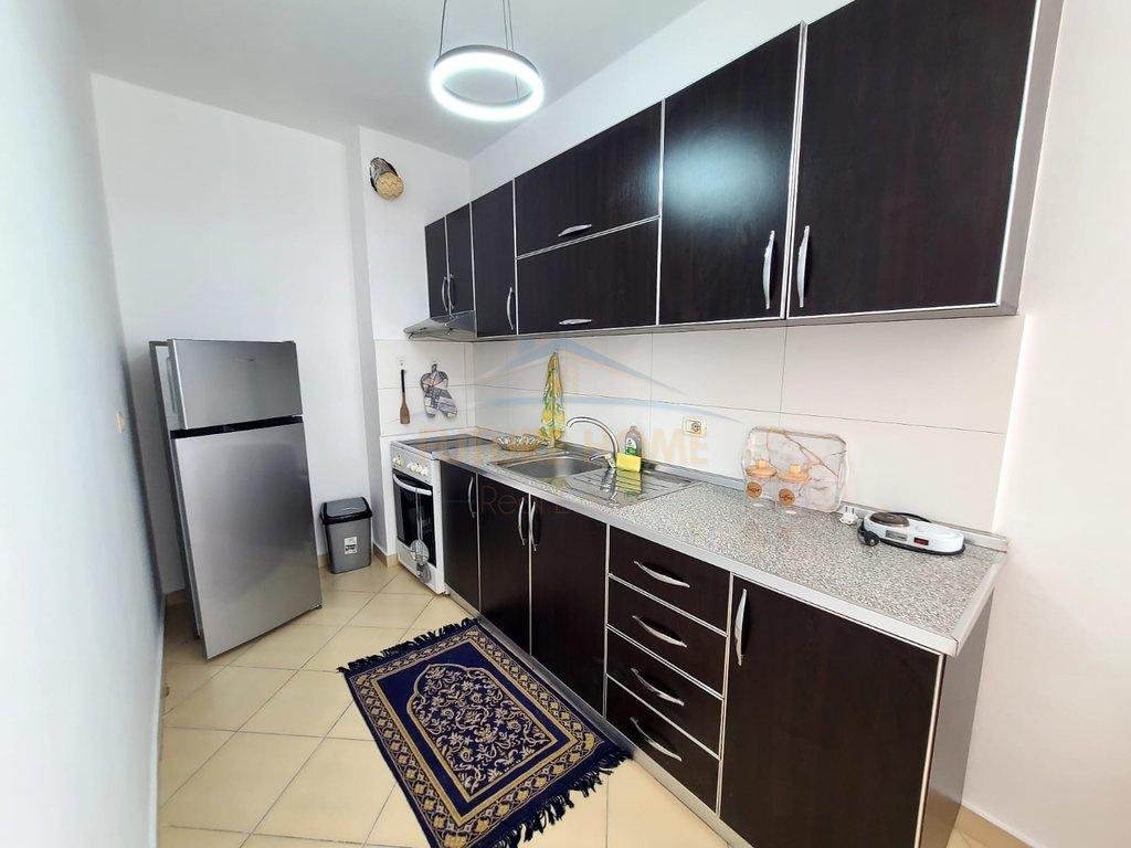 0694603851,Qera, Apartament 2+1, Liqeni i Thate, Tirane