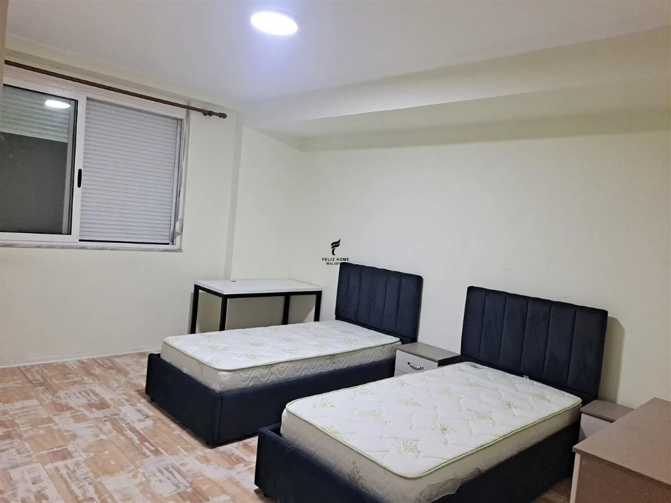 Tirane, affitto appartamento 2+1 Piano 2, 85 m² 550 € (FERIT XHAJKO)