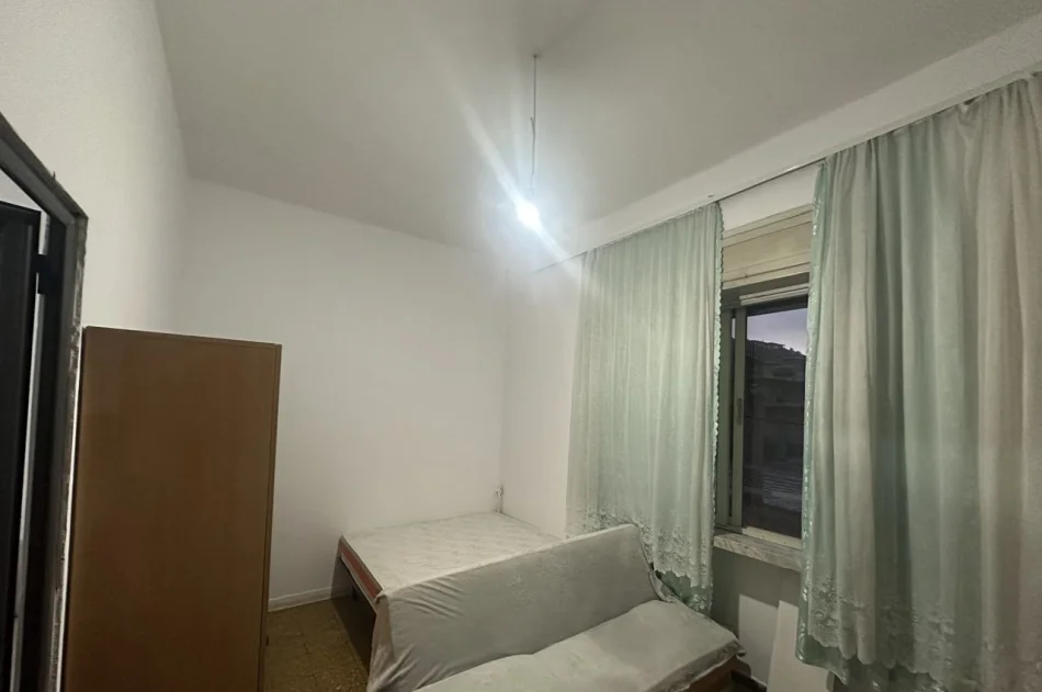 Tirane, jepet me qera apartament garsoniere Kati 2, 33 m² 250 € (Laprakë)