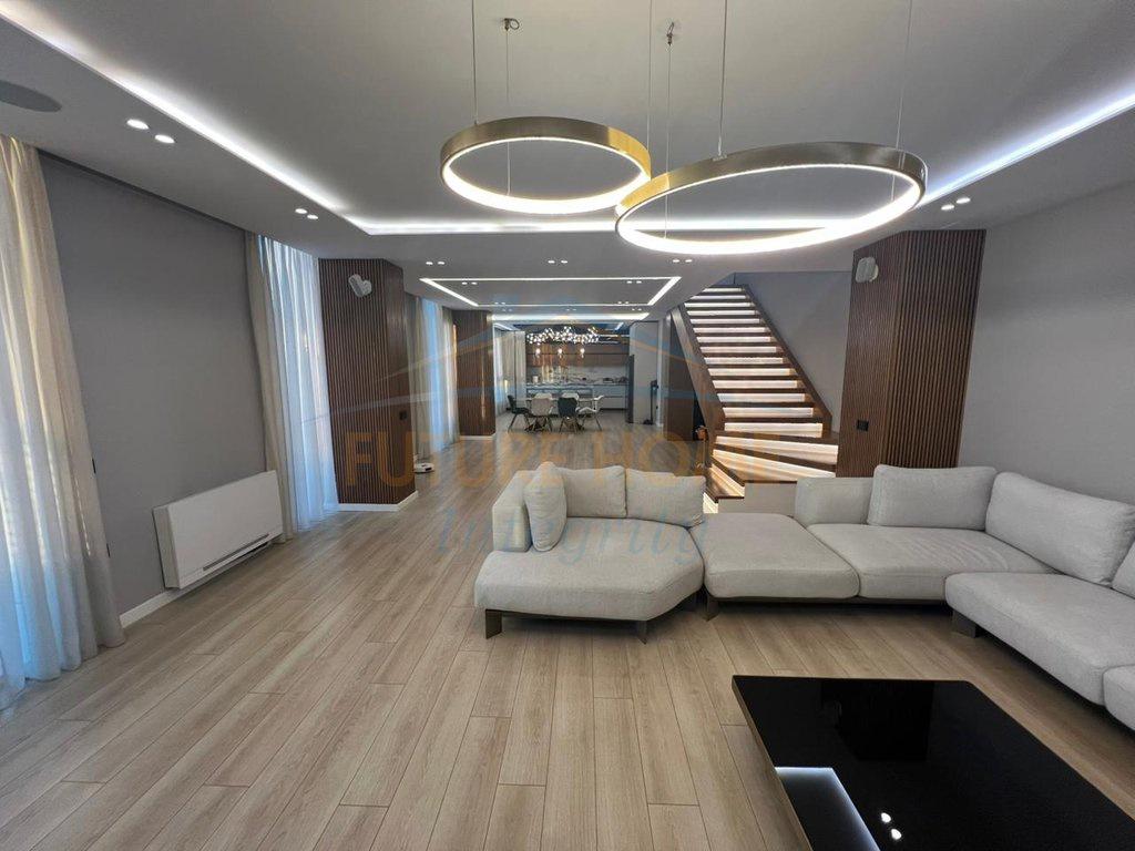0694603851,Qera, Duplex 4+1+3+Verandë+Post parkimi, Kompleks